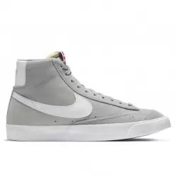 NIKE BLAZER MID 77 SUEDE Chaussures Sneakers 1-97746
